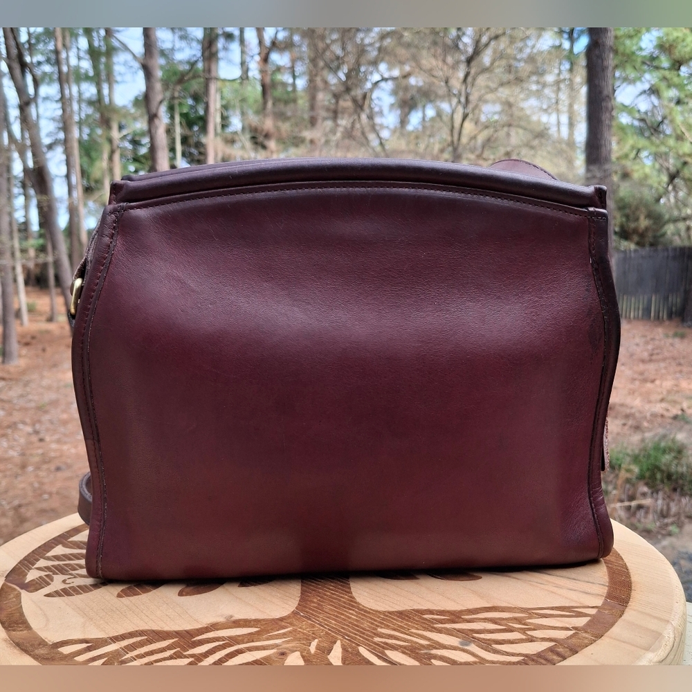 Vintage Coach Carlyle Mahogany Glove Tanned Leather Shoulder Crossbody Bag #9854 - Picture 2 of 13